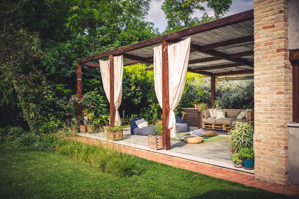 B&B I Fiori Della Cava Pesaro Exterior foto