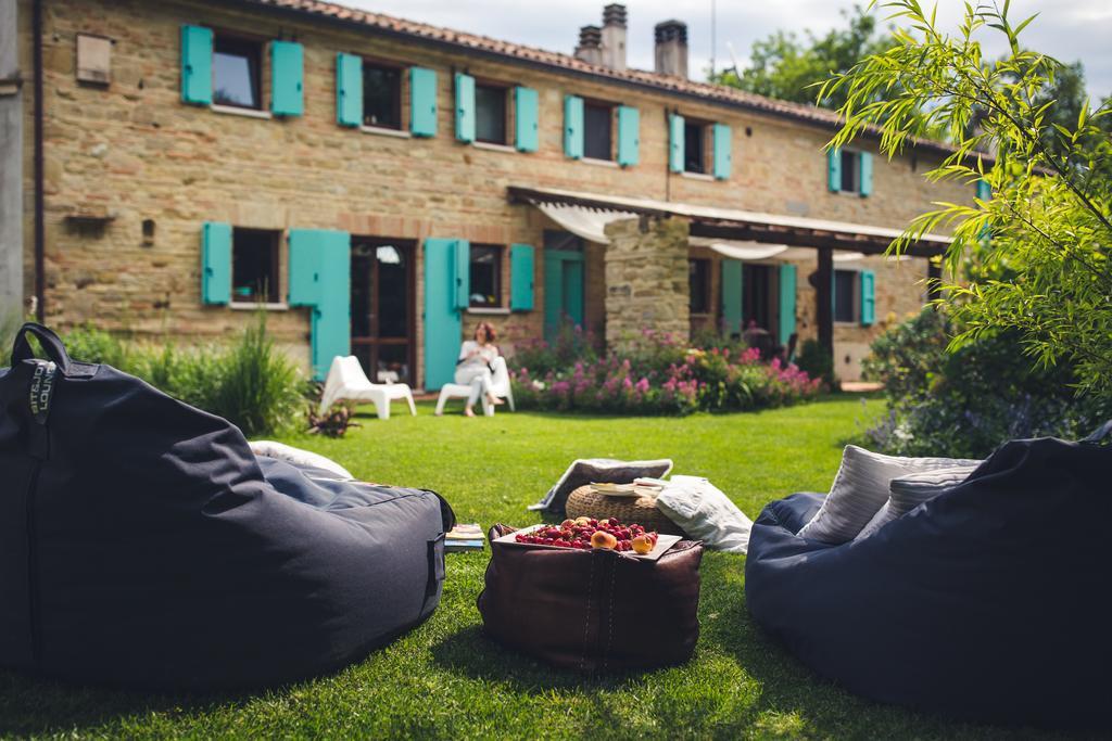 B&B I Fiori Della Cava Pesaro Exterior foto
