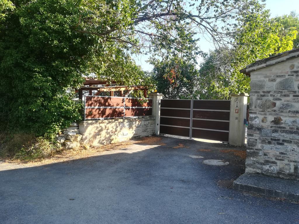 B&B I Fiori Della Cava Pesaro Exterior foto